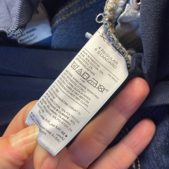 Skinny Jeans- Maternity- Size 4 - Picture 4 of 10